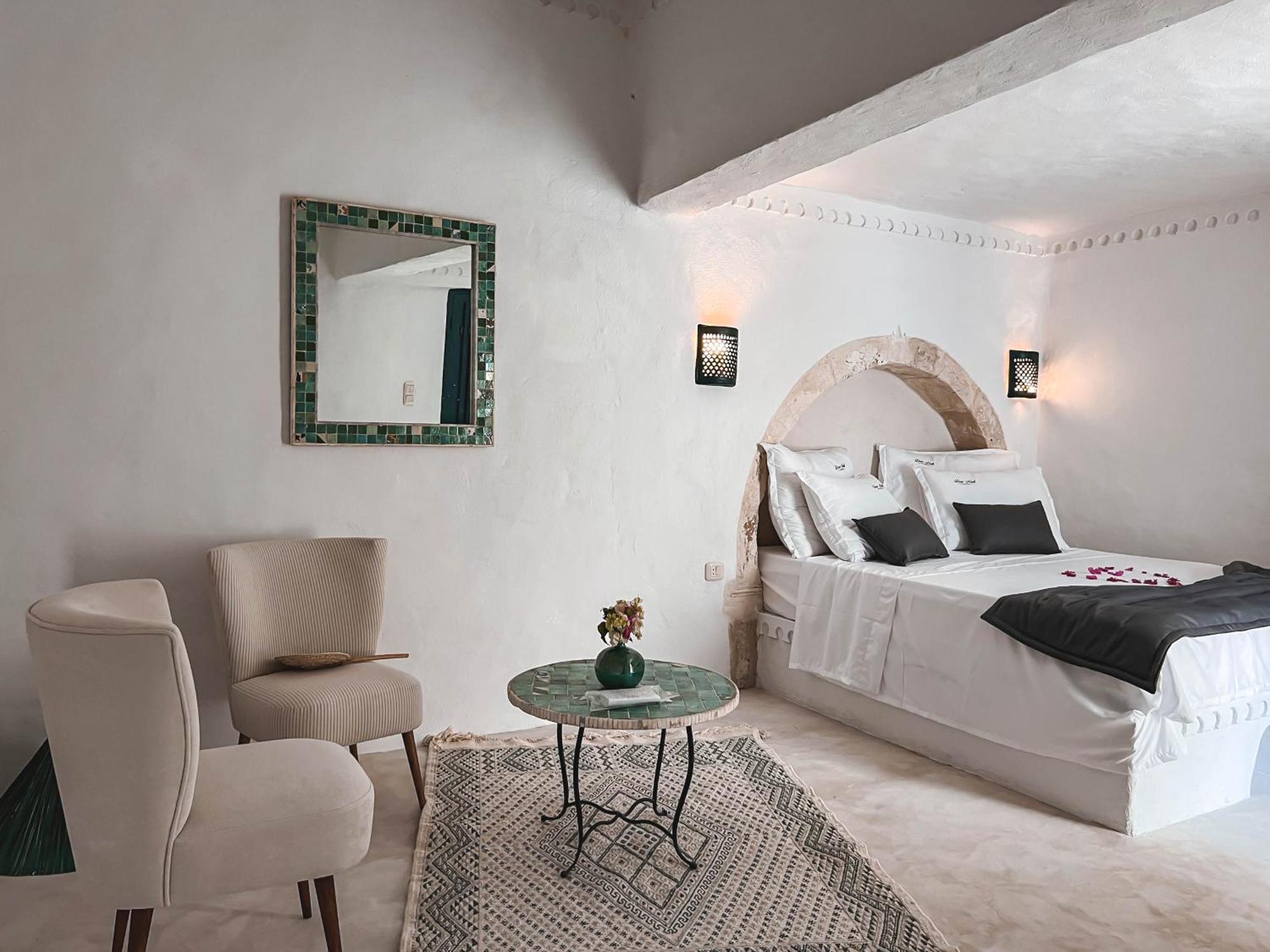 Hotel Dar Nael Houmt Souk  Exterior foto